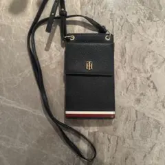 Tommy Hilfiger スマホショルダーバッグ ブラック