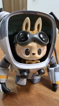 け*ん様 POP MART × HOW 2 WORK × KOW YOKOYAM