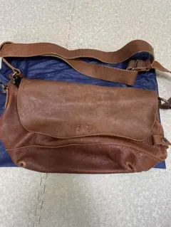 AMERICAN RAG CIE ブラウンレザーショルダーバッグのサムネイル