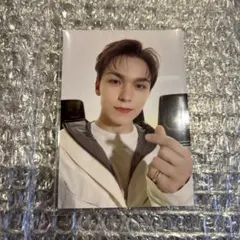 FOLLOW AGAIN JAPAN UVカット ジャケット　トレカ　バーノン