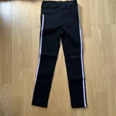 ブラック スリムフィットパンツ S