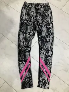 美品　アディダス　ステラマッカートニー　レオパード柄　レギンス　スパッツ　XS アディダスバイステラマッカートニー ヒョウ柄 レギンス XS - メルカリ