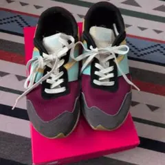 New Balance スニーカー マルチカラー　237