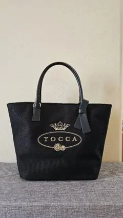 美品 TOCCA 刺繍ロゴ トートバッグ ブラック リボン 牛革