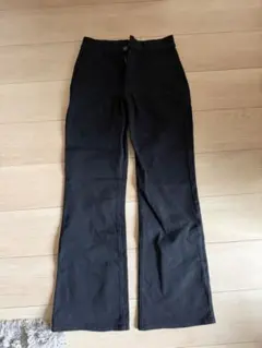 新品未使用　ユニクロ　黒 パンツ