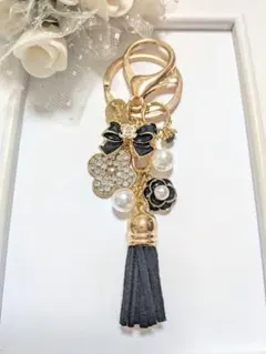 Item thumbnail for item fb7cccb9-bcc9-49a3-b40f-023b06dc5dfc