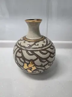 ひびあり】彫花 花柄 花瓶 壺 唐津 高麗写 扁壺 花器 骨董 陶 陶器