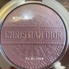 【値下げしました】DIORハイライトパウダー002