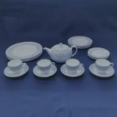 Wedgewood テーブルウェア（ドルフィンWHITEシリーズ一式）