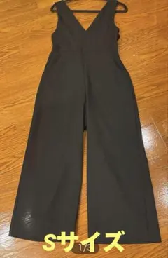 UNIQLO　ユニクロ　Vネック　サロペット　黒　S