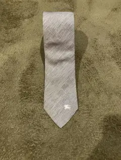 バーバリーロンドン　ネクタイ 淡ピンク色