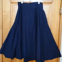 ユニクロ　ミモレ丈　フレアスカート　ネイビー　Lサイズ