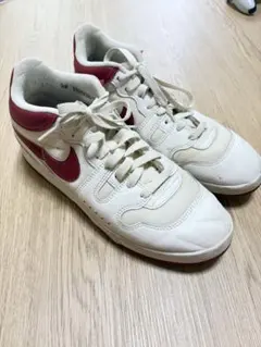 NIKE スニーカー