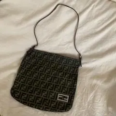 【美品】フェンディ FENDI ズッカ ワンショルダーバッグ FF シルバー金具のサムネイル
