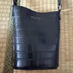 MOUSSYショルダーバック