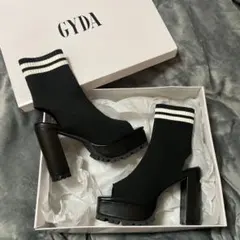 gyda ブーツ