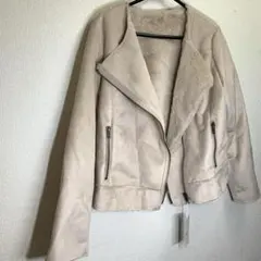 ベージュ ジャケット