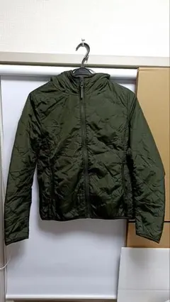 ユニクロ　ウェーブキルティング　裏ボア　ジャケット　パーカー　カーキ　S