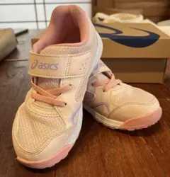 アシックス　スニーカー18.0センチ