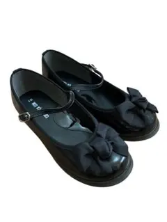 COMME CA ISMリボン付き ブラック フォーマルシューズ 18.0