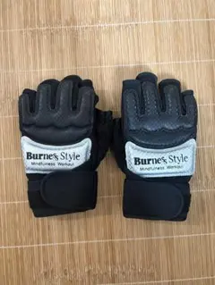 2026年最新】BurnesStyle ボクシング グローブの人気アイテム - メルカリ