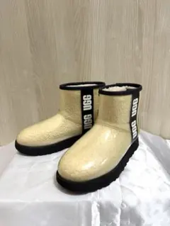 UGGクラシッククリアミニ 23cm 防水ブーツ