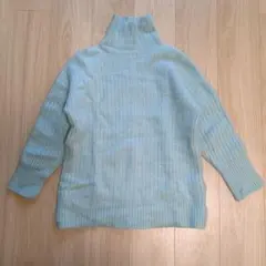 スナイデル　淡いミントグリーン タートルネックセーター