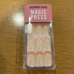 ダッシングディバマジックプレス　ウルトラコンフォートフィット　フレンチネイル