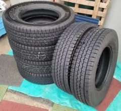 245/70R19.5 ヨコハマ スタッドレス ZEN903 2022年 - メルカリ