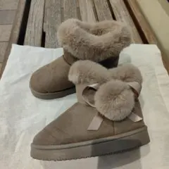 ブーツ　ファー付き　ベージュ　キッズ　ジュニア　ムートンブーツ 21cm