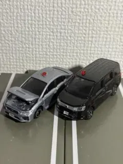 トミカ ミニバン 覆面パトカー 2台セット メルカリ