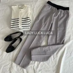 美品　LADY LUCK LUCA センタープレス　テーパードパンツ ルカ