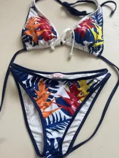 LOCO BOUTIQUE トロピカル柄 セパレート水着　美品　Mサイズ