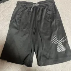 アンダーアーマーのハーフパンツ