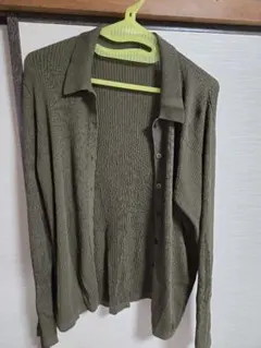ユニクロ オリーブ色のXXL長袖ニットカーディガン