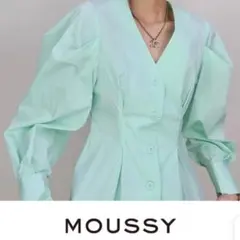【MOUSSY 】マウジー　新品タグ付　ウエストフイットタックブラウス　フリーのサムネイル