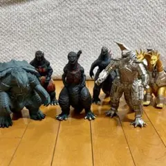 【激レア】かみつきゴジラキングギドラ/消しゴムフィギュアタマゴスタンド塩ビ人形他 激レア】かみつきゴジラキングギドラ/消しゴムフィギュアタマゴ