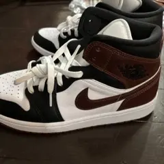 nike air jordan 1 mid