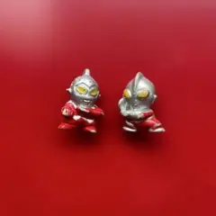 ウルトラマン ボタン2体セット