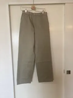 AURALEE チノパン