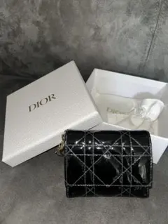Lady Dior Lotus ウォレット