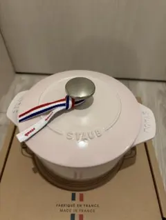 u*u様 STAUB ココットde GOHAN スノーフレーク 16cm ホワイ u*u様 STAUB ココットde GOHAN スノーフレーク 16cm ホワイ - メルカリ