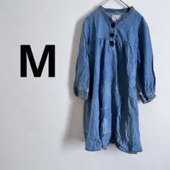 M デニムブルー 七分袖ミニワンピース 大きいボタン色褪せあり　ナチュラル