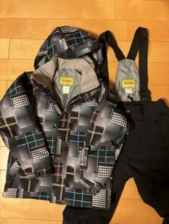 美品⭐️nima 子ども用スキー ボード ウェア 140