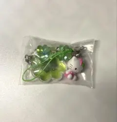 ハローキティ　クローバーストラップ