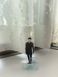 SEVENTEENカフェ ウォヌ WONWOO アクリルスタンド