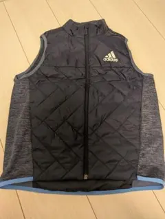 【アディダス】サッカー練習着　ベスト140