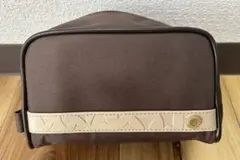 エミレーツ航空ビジネスクラス　アメニティーポーチ