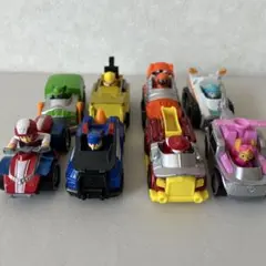 パウ・パトロール おもちゃの車 8体セット