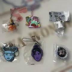 色々なキャラクターのキーホルダー